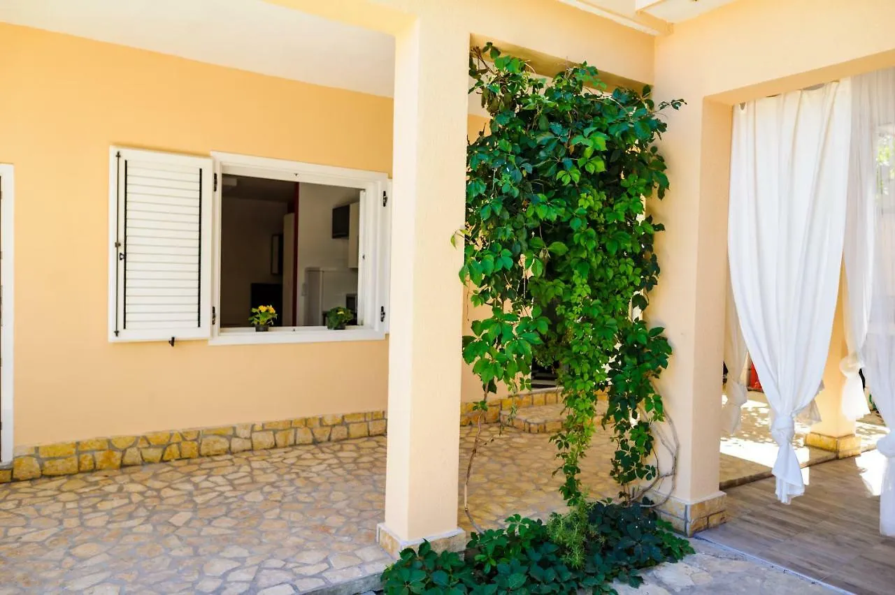 Apartments Lux Pag Pag Town