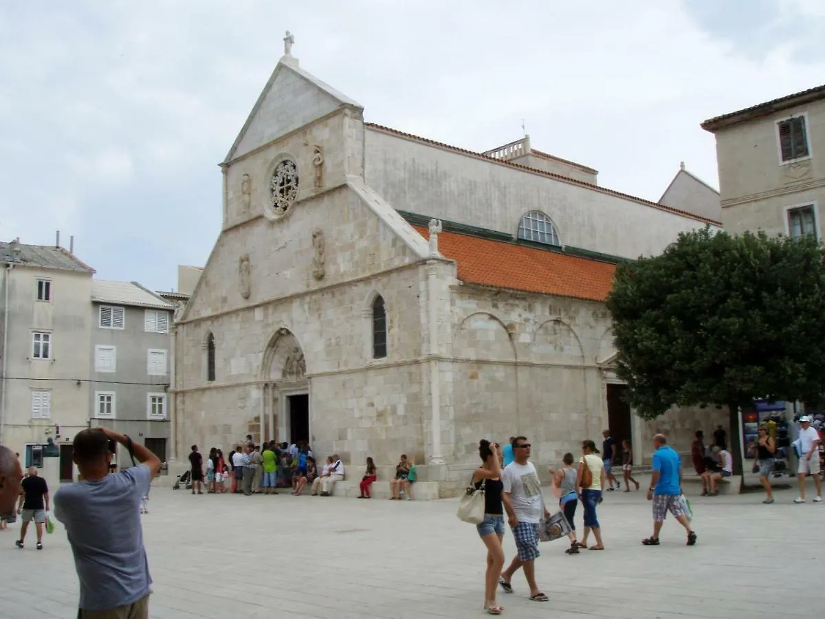 Apartments Lux Pag Pag Town 0*,
